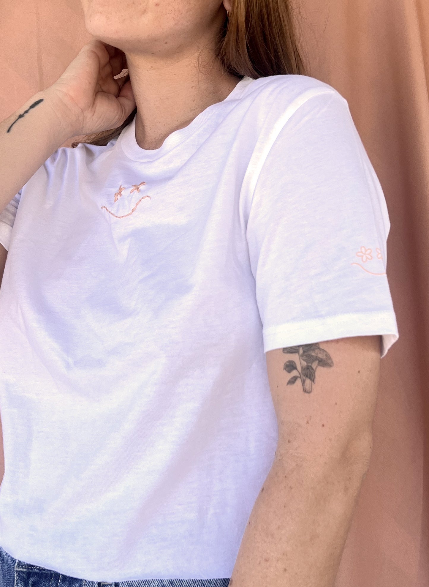 Organic Wildflower Smiley Cropped Tee
