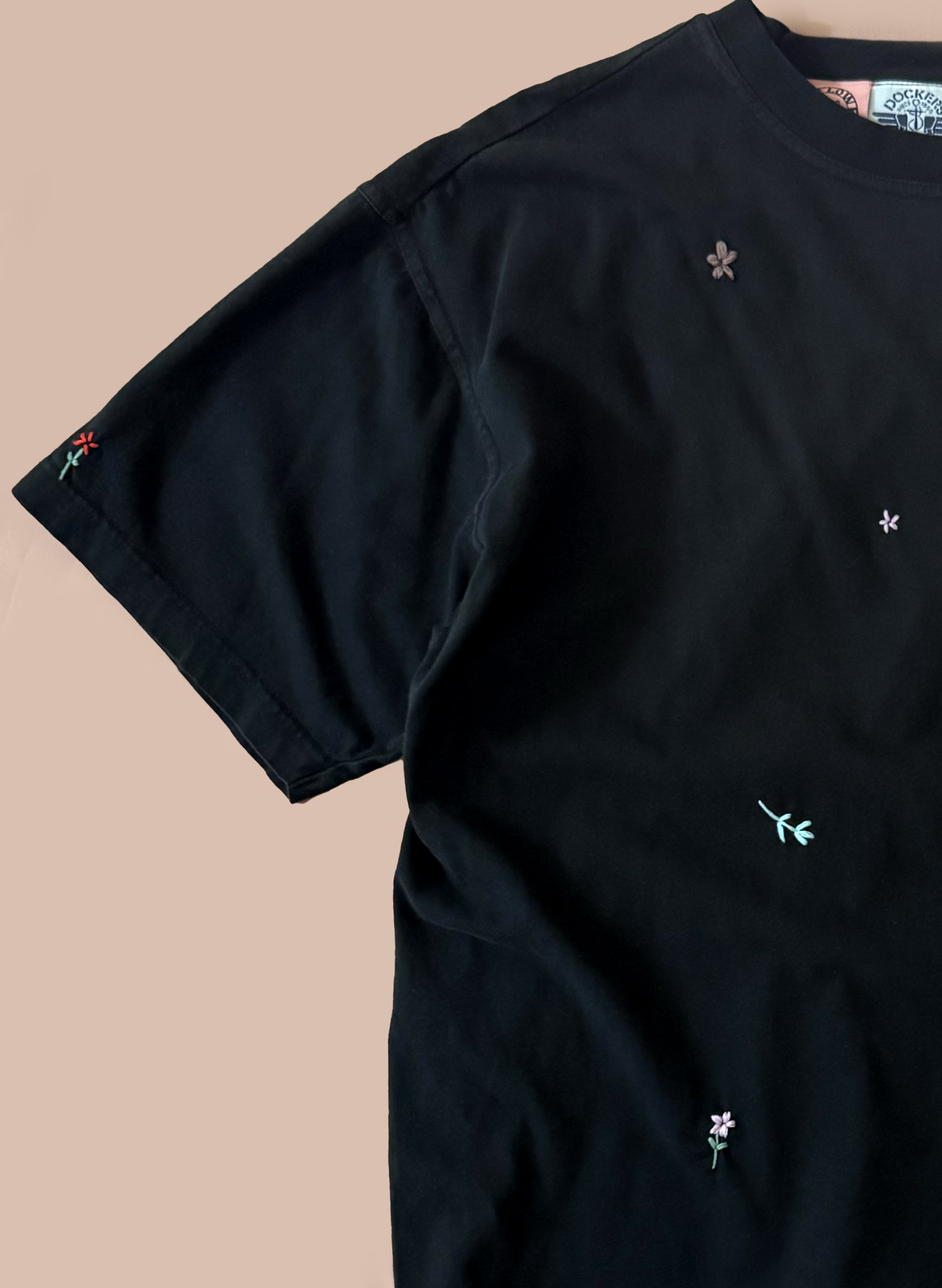 Wildflower Fields Pocket T-Shirt (Large)