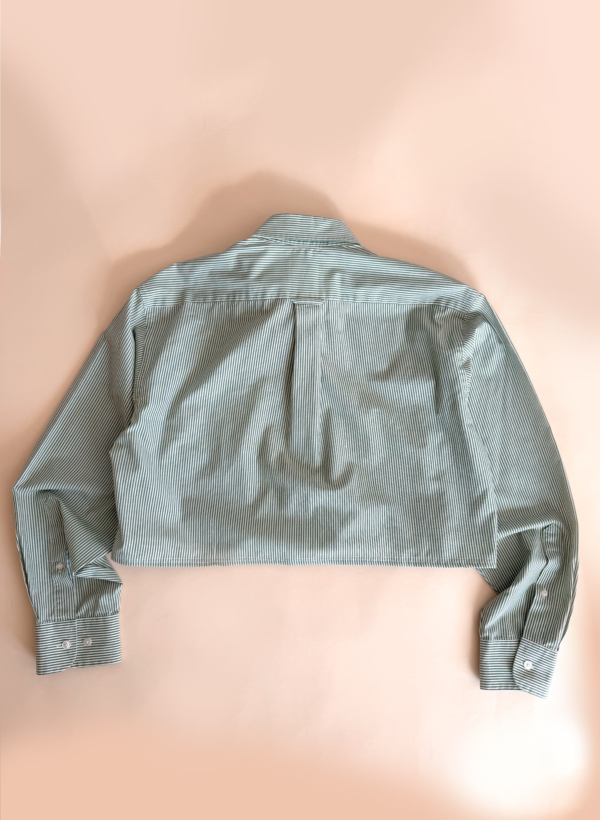 Reworked Crop Shirt - M