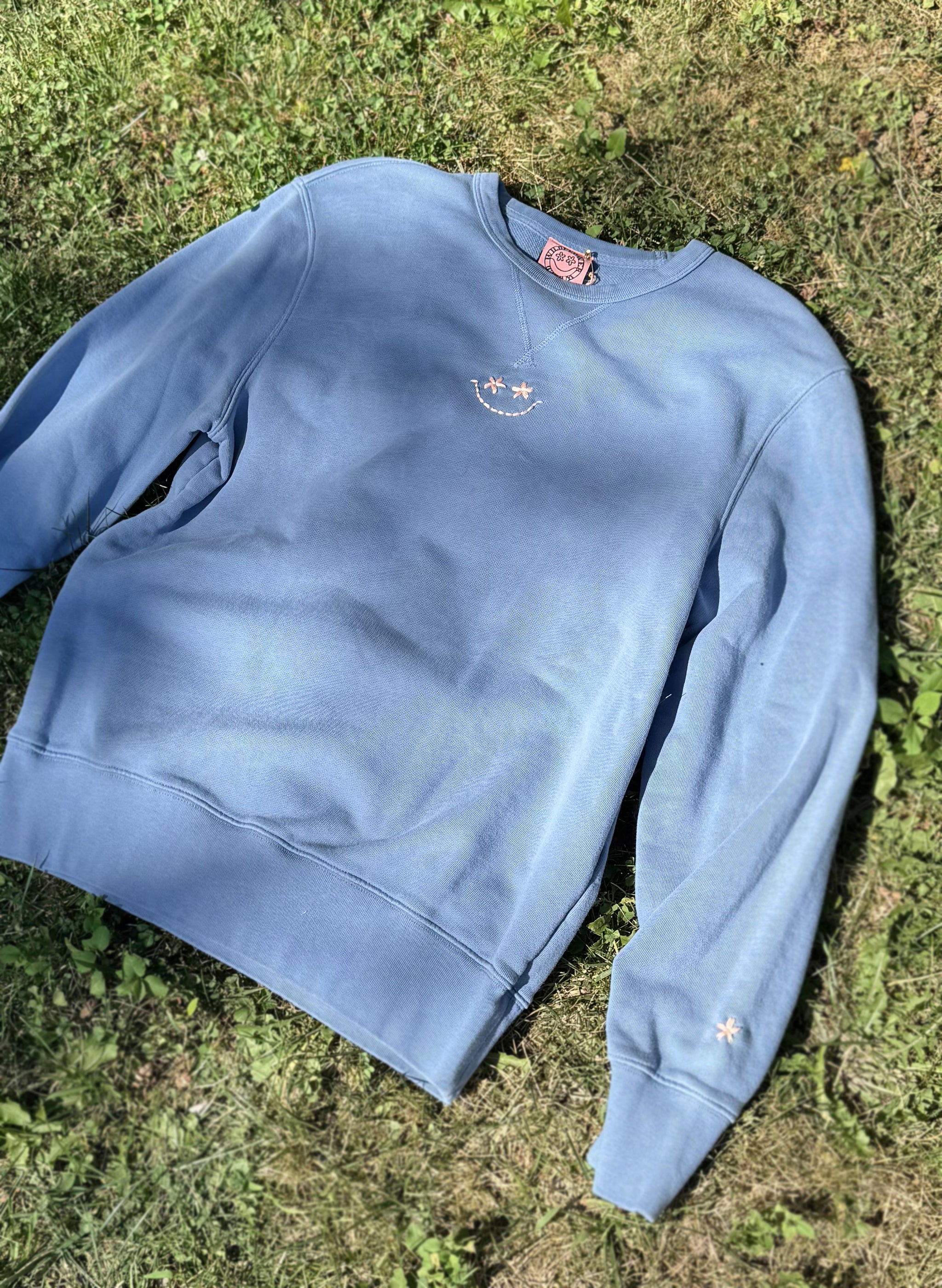 Wildflower Smiley Pullover (S)