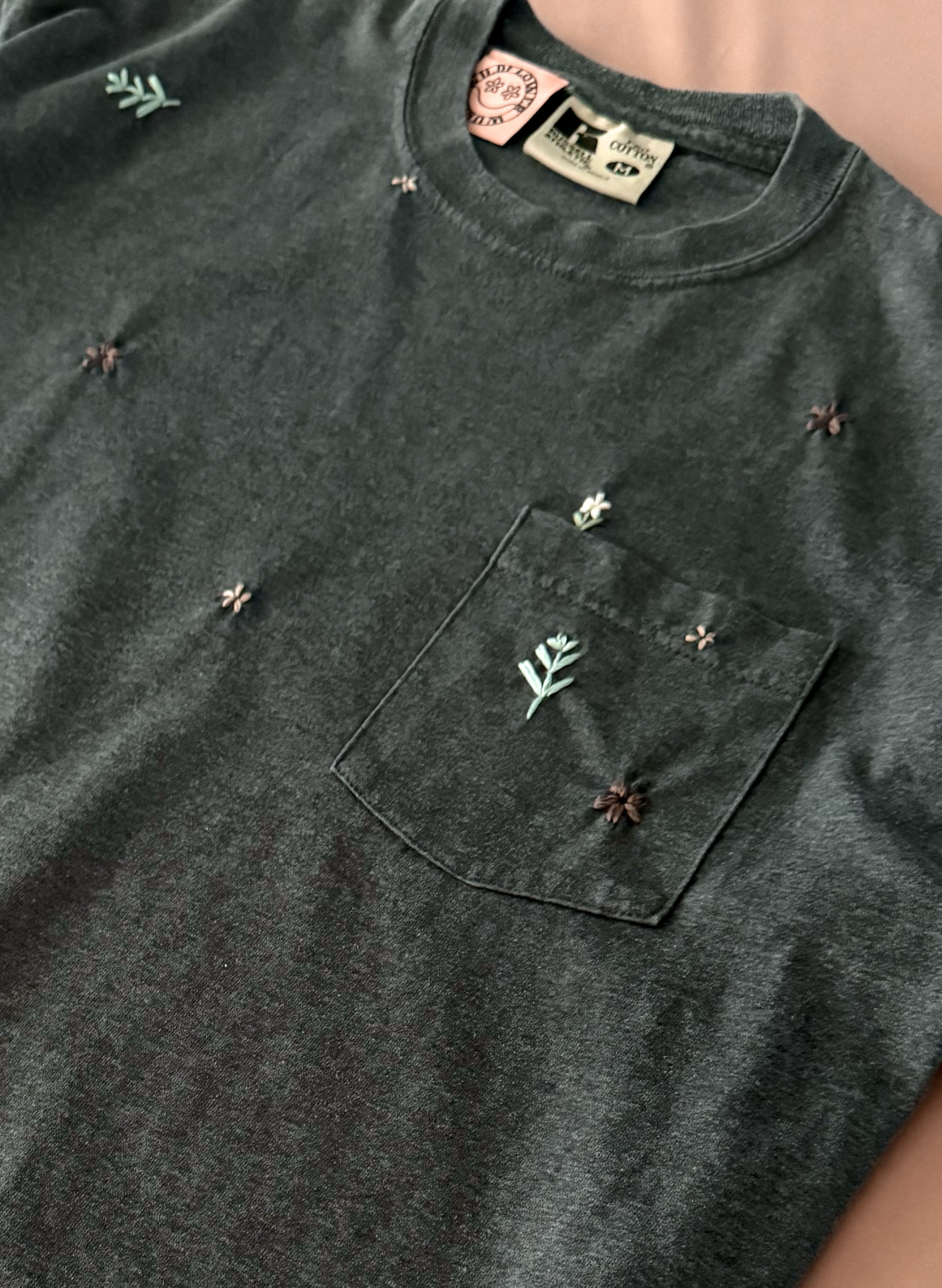 Wildflower Pocket T-Shirt (M)