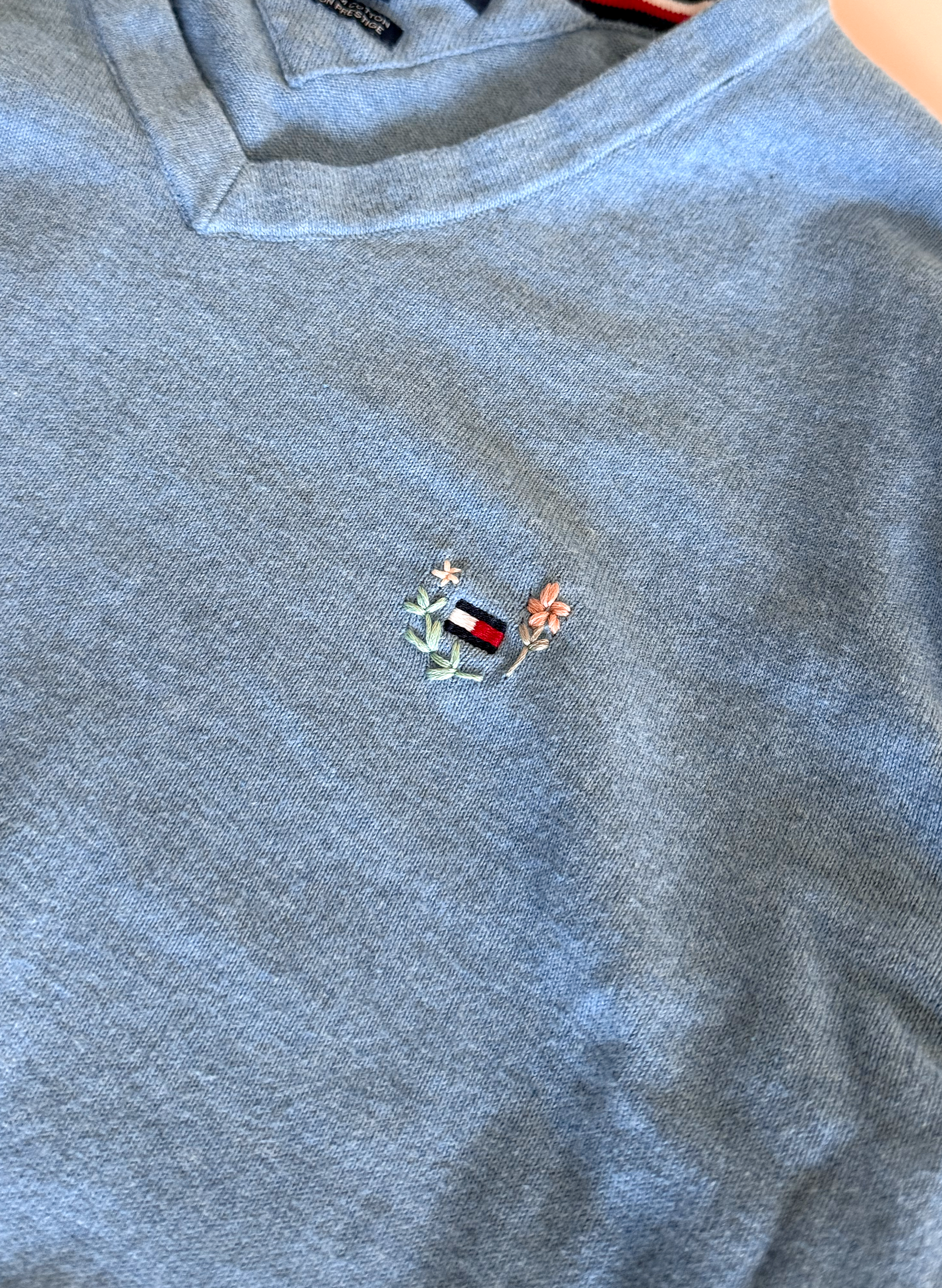 Wildflower V-Neck Sweater - XL