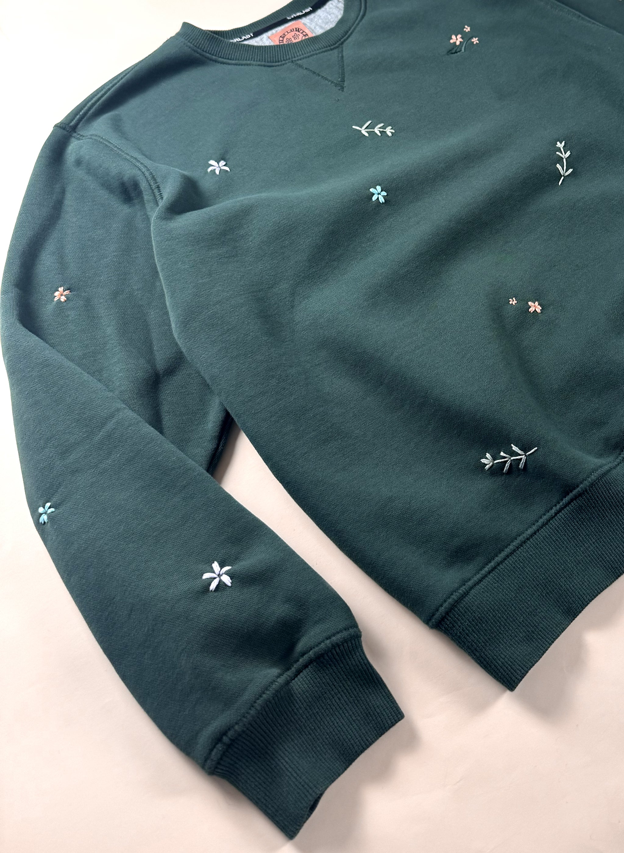 Wildflower Fields Pullover (M)