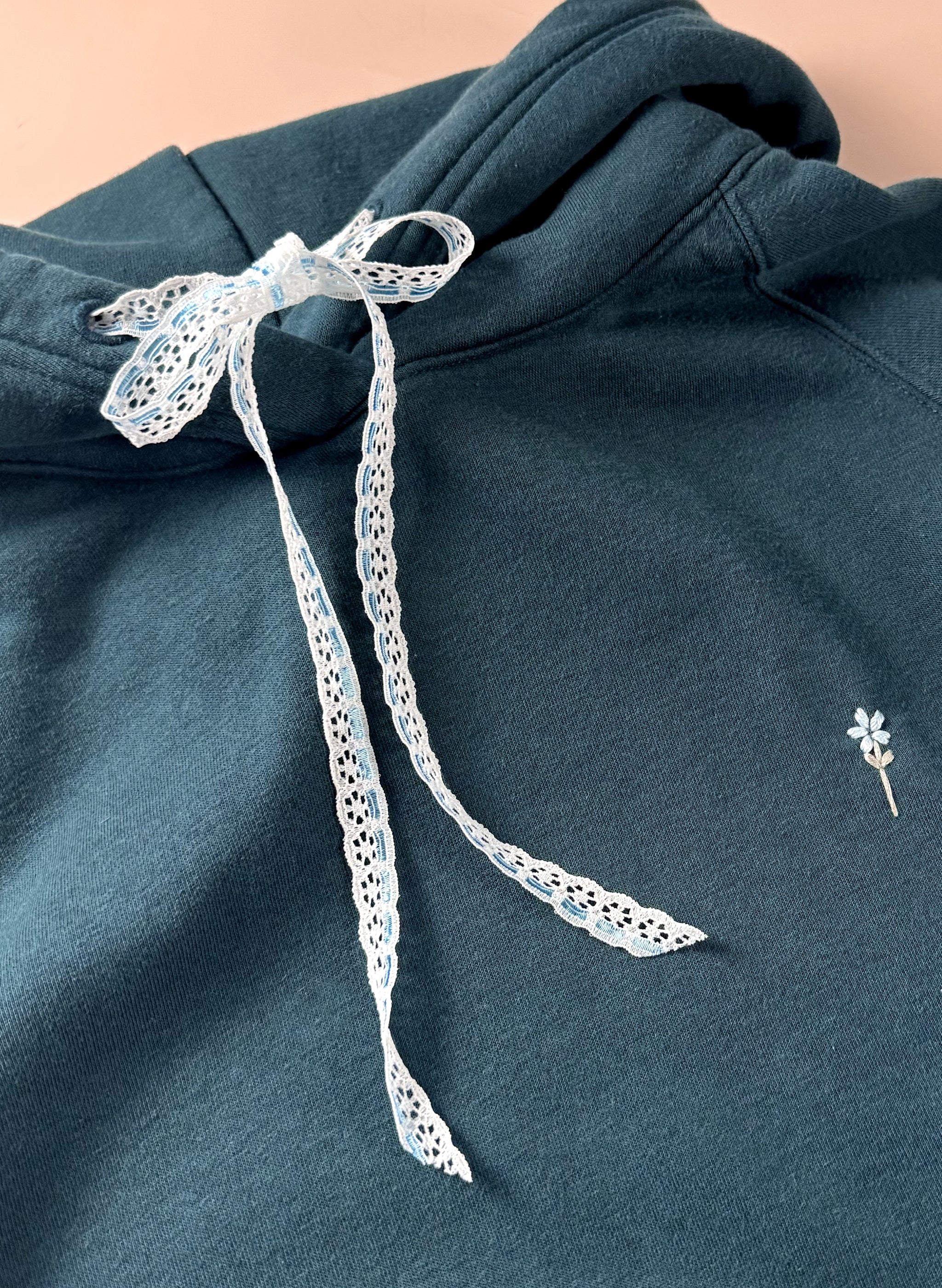 Wildflower Ribbon Hoodie (M)