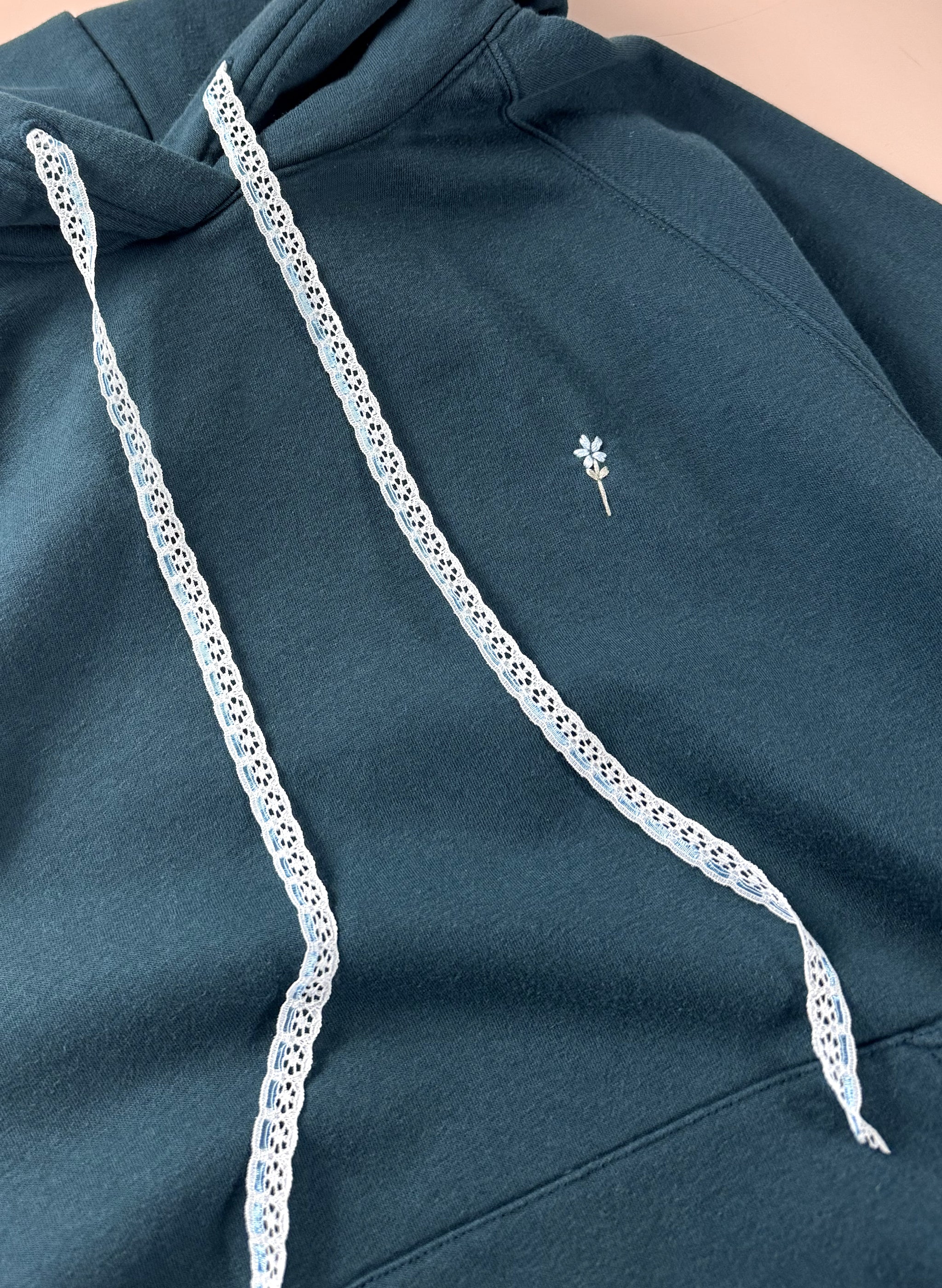 Wildflower Ribbon Hoodie (M)