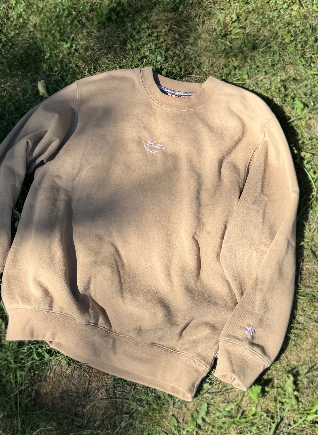 Wildflower Smiley Pullover (L)