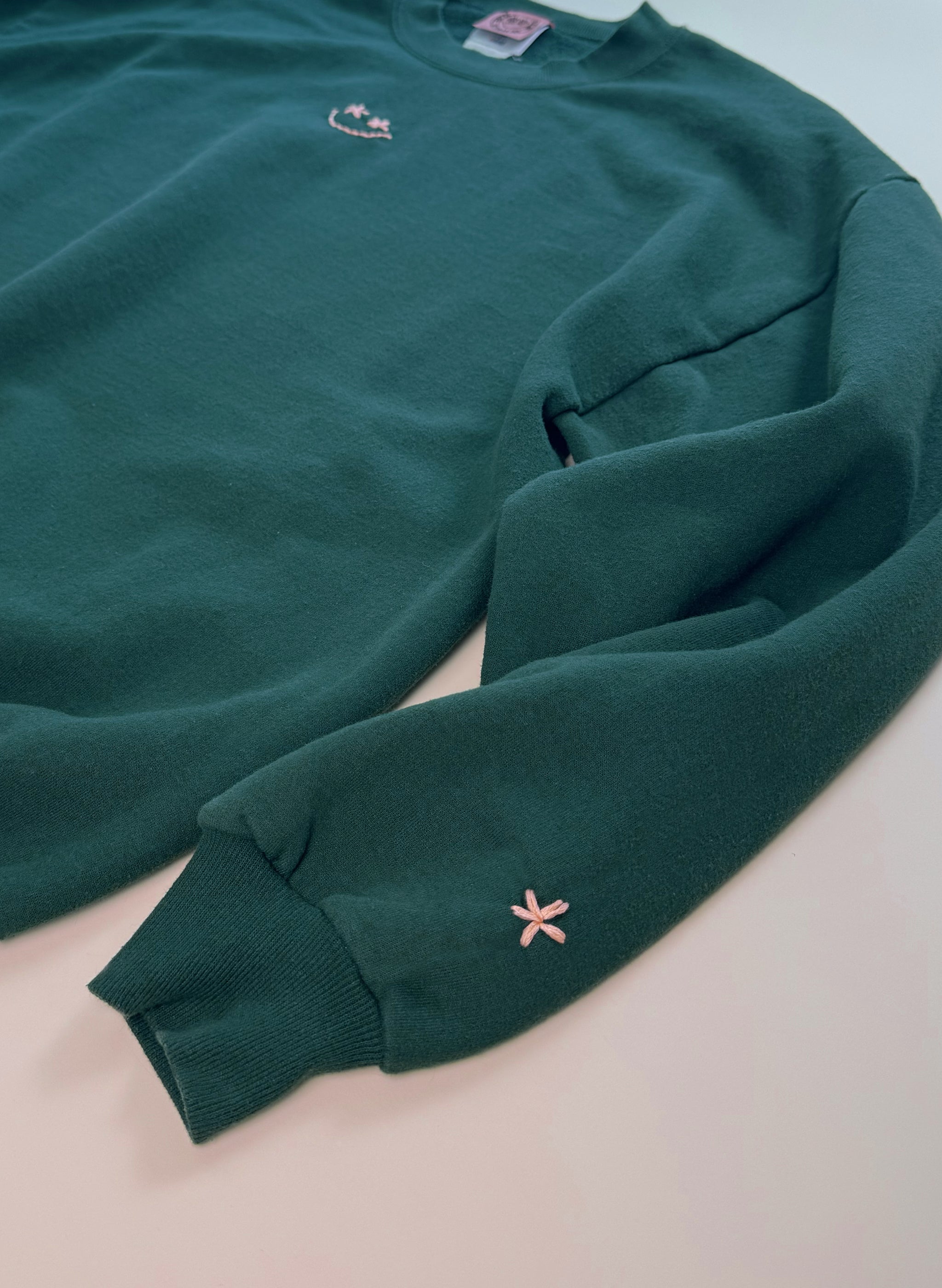 Wildflower Smiley Pullover (XL)
